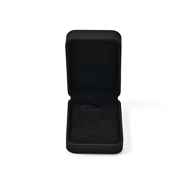 FANXI Custom black PU leather microfiber pendant box