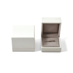 FANXI Custom white PU leather microfiber ring box