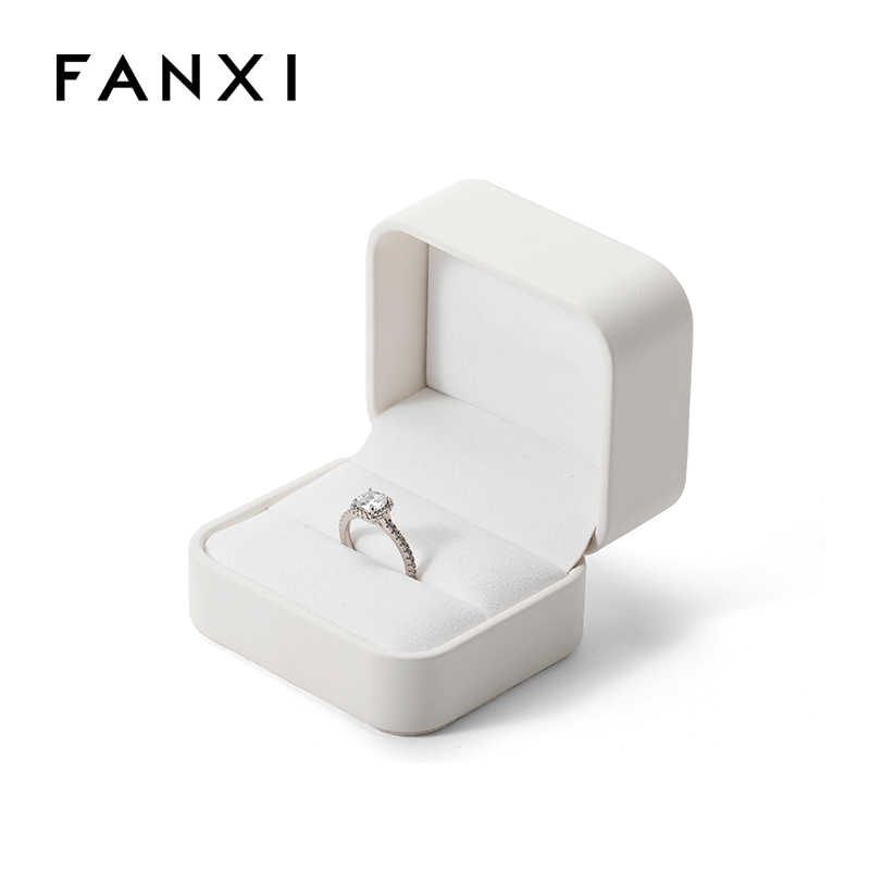 FANXI Custom white PU leather microfiber ring box