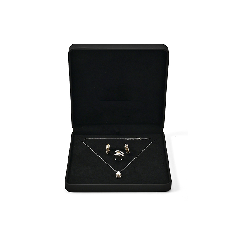 FANXI Custom black PU leather microfiber set box