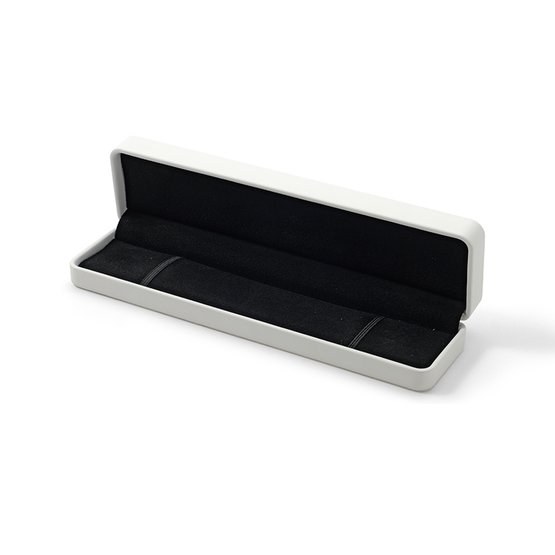 FANXI Custom white PU leather microfiber bracelet box