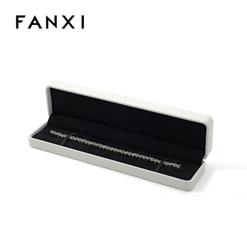 FANXI Custom white PU leather microfiber bracelet box