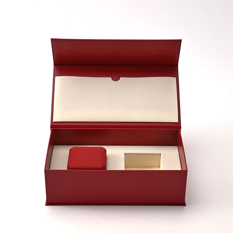 FANXI Custom Red Leatherette Paper Velvet Magnet Box
