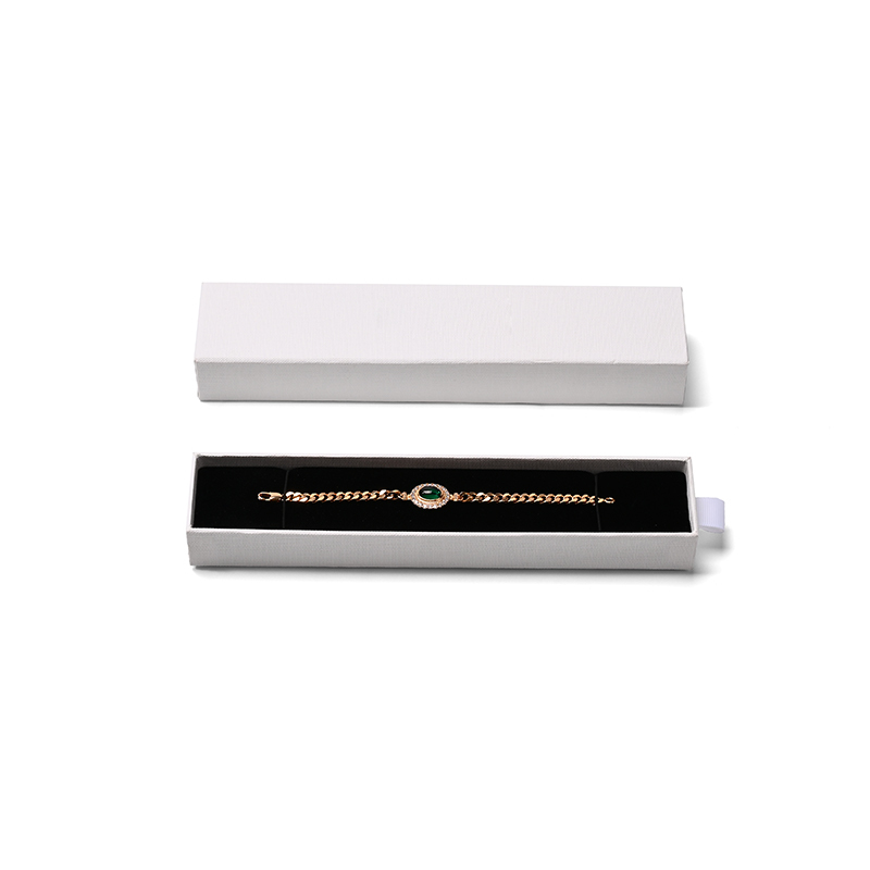 FANXI Custom White Vlevet Paper Long Chain Box