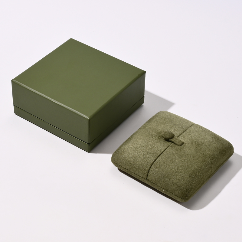 FANXI Custom Green Suede Bangle Box
