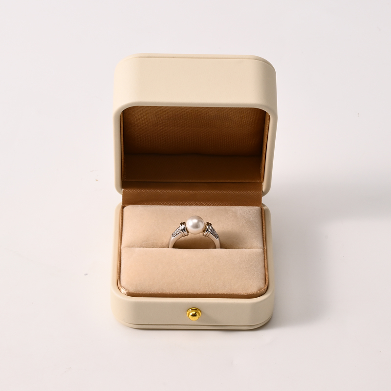 FANXI Custom Beige PU Leather Velvet Jewelry Box