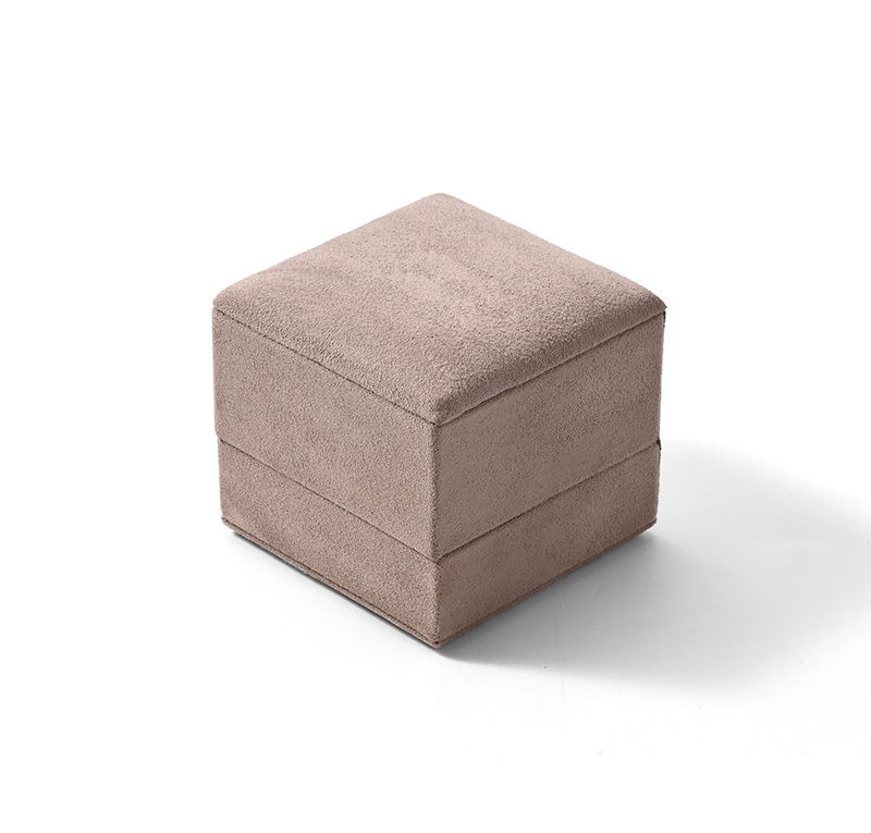 FANXI Custom Polychrome Suede Microfiber Ring Box