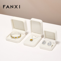 FANXI Luxury Off-white Long Plush Velvet Jewellery Box