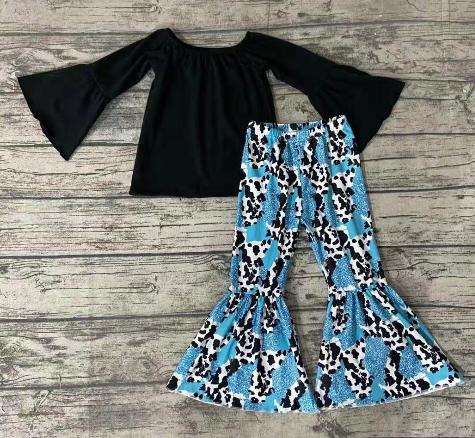 Black flared sleeve cow pattern flared pants suit