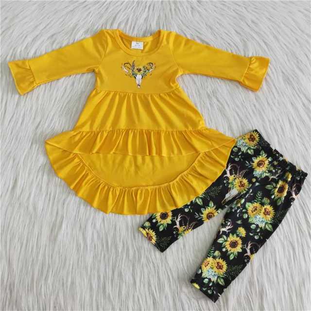 Offset printing cow head sunflower yellow long-sleeved suit