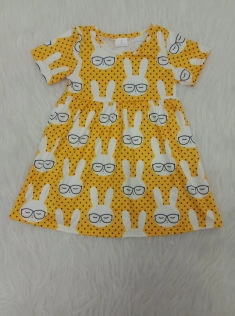 Yellow glasses rabbit short sleeve dress