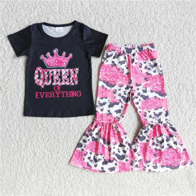 black top bell bottom pants queen pattern outfit