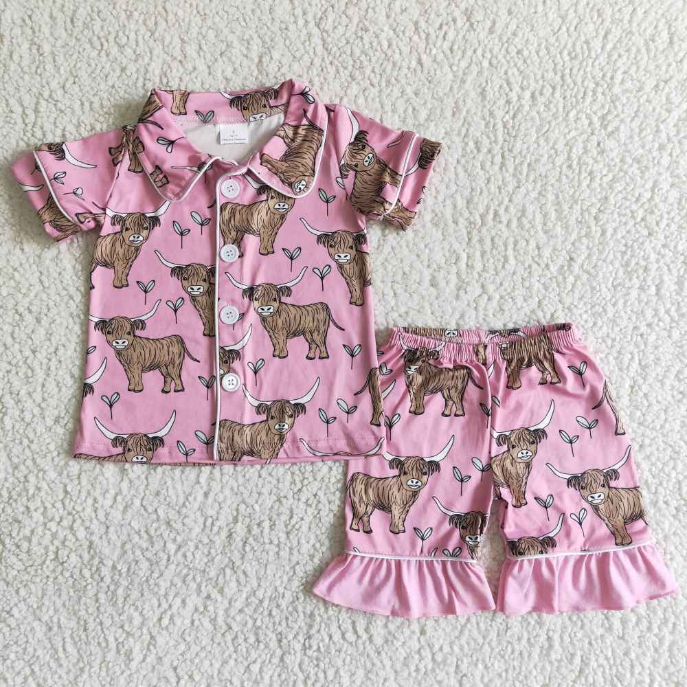 bull's head pattern top and short pants matching outfit