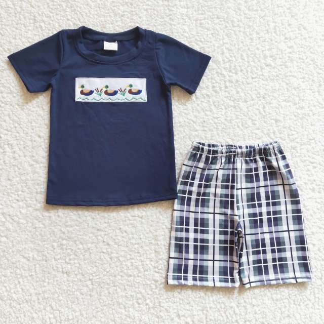 BSSO0128 Boys Embroidered Rice Duck Navy Short Sleeve Plaid Shorts Suit