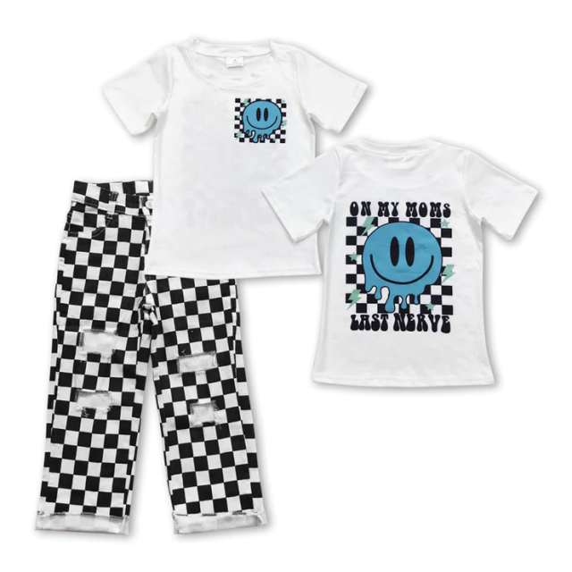 BT0351 P0122 on my moms last nerve letter smiley plaid white short sleeve top black and white plaid ripped denim jeans