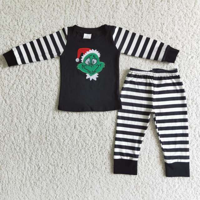 6 B7-17 grinch boys striped embroidered pajamas