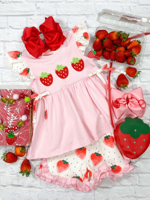pre sale girls summer suit flying sleeve top and lace shorts strawberry print
