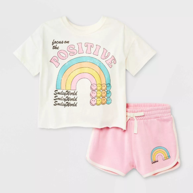 pre sale girls summer outfit sets  short sleeves top rainbow smiley print and shorts