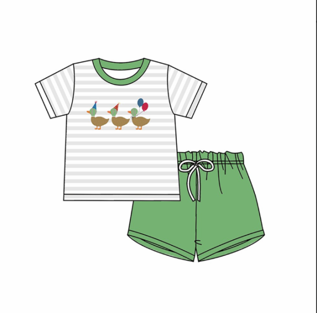 pre sale boys summer outfit sets  short sleeve top embroidered duck  print and green shorts