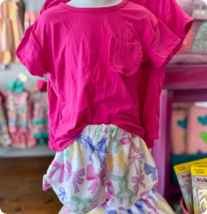 3.3 yan Solid color lace pocket rose red short-sleeved colorful bow pattern shorts set