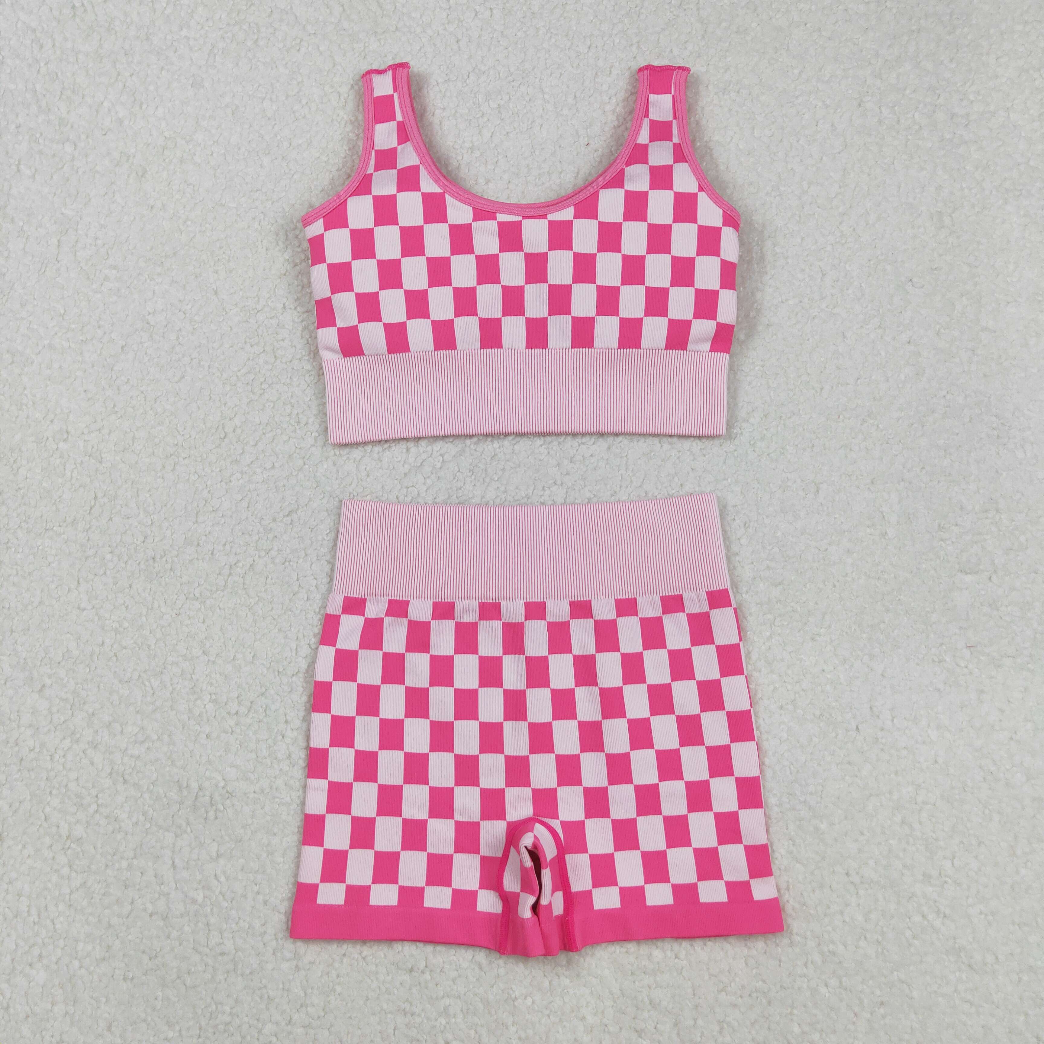 GT1190 9.1y  Adult women's pink and white checkered suit, knitted material