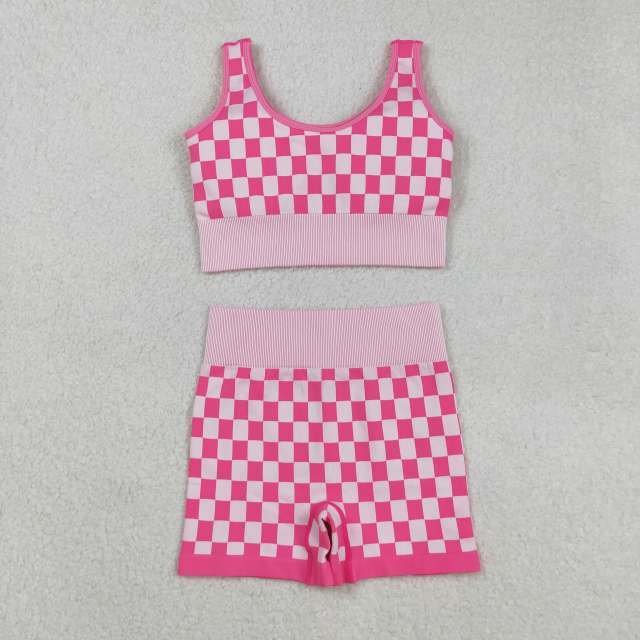 GT1190 9.1y  Adult women's pink and white checkered suit, knitted material