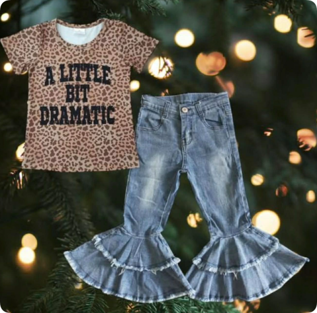 BT0219  boys A LITTLE leopard Short Sleeve top  Summer Set