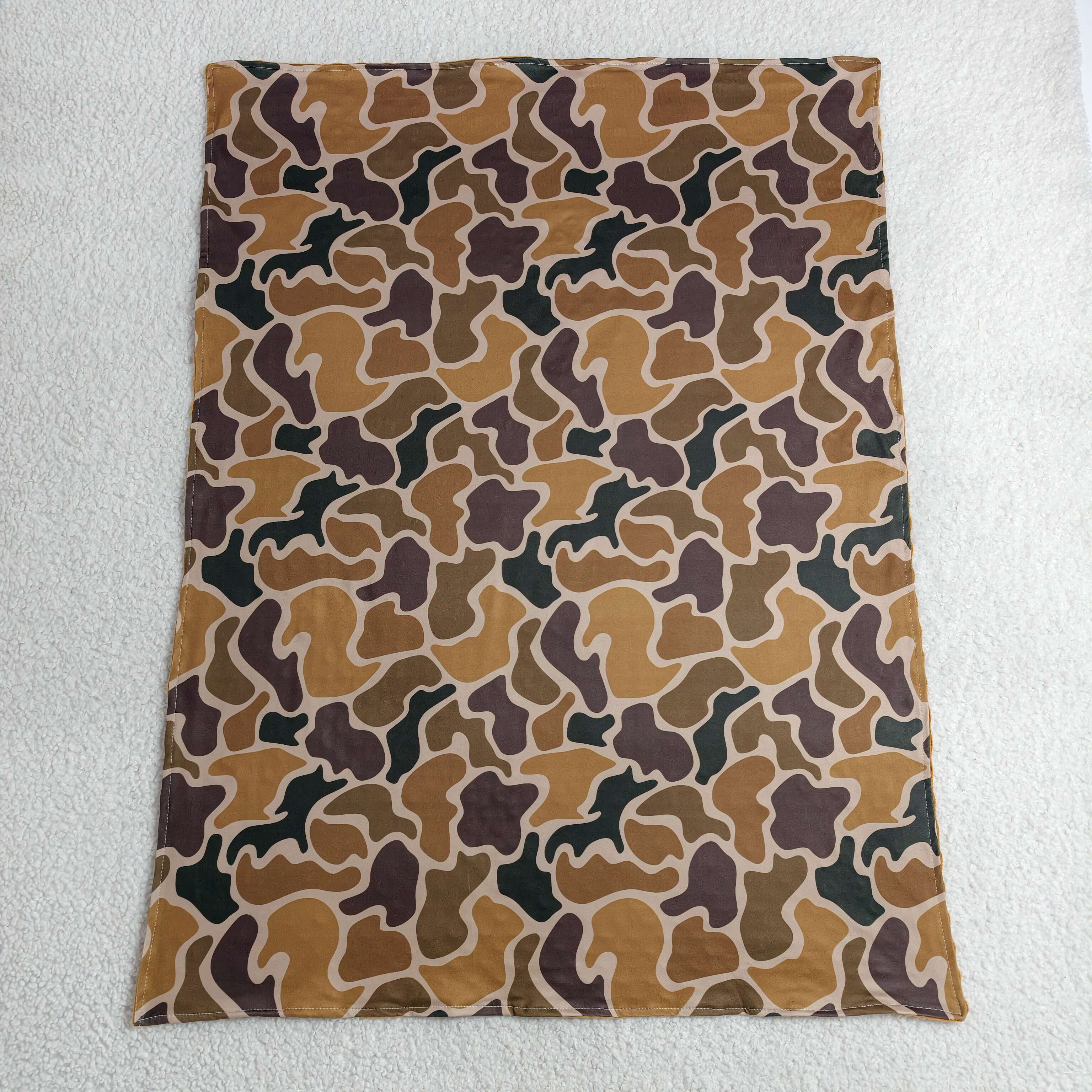 BL0231  Brown camo print baby blanket