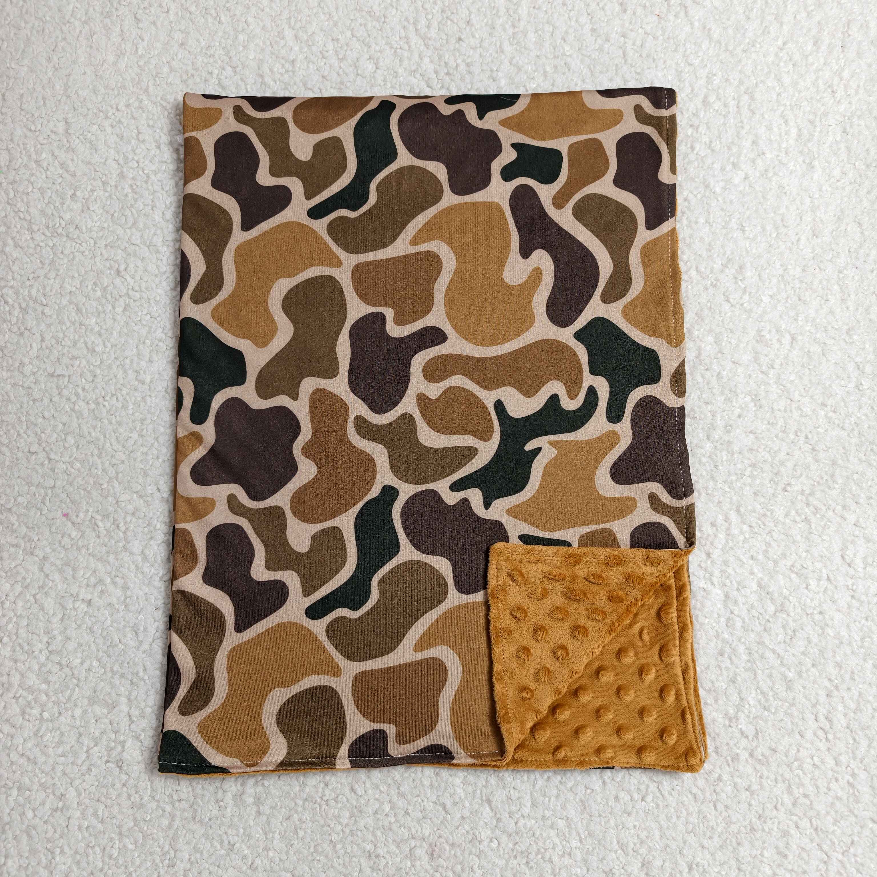 BL0231  Brown camo print baby blanket