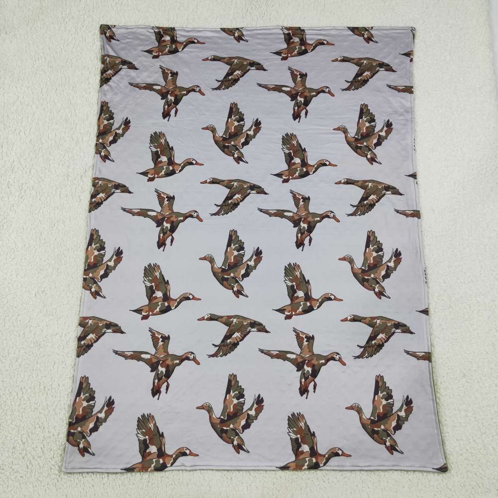 BL0288 grey duck print baby blanket
