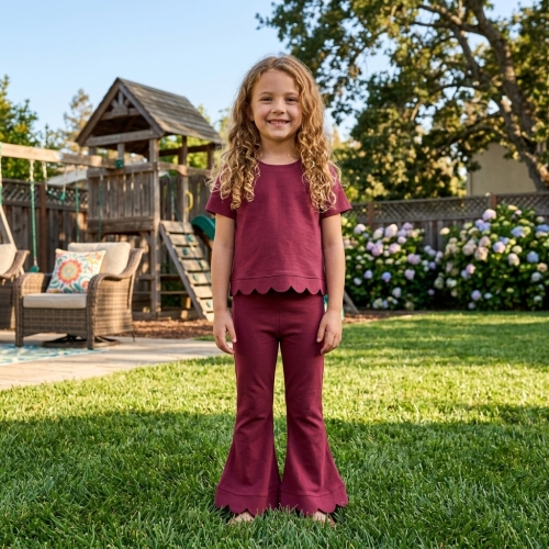 GSPO2341 Burgundy Solid Print short sleeve girl scallop outfits