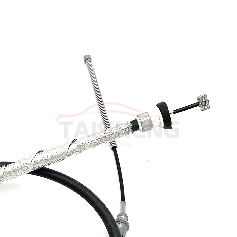 Auto Right Rear Parking cable OEM number 51846219/55701946/55704106 auto brake cable