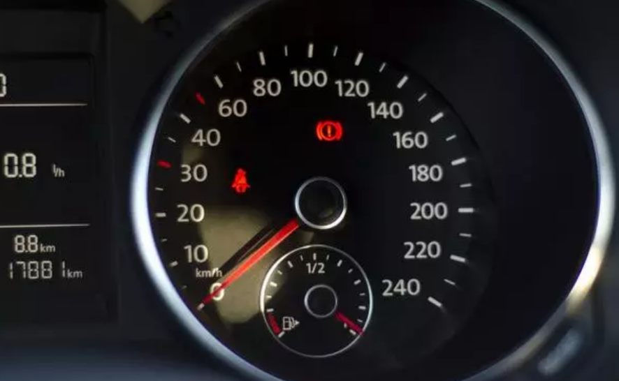 Parking brake light stays on inspection service