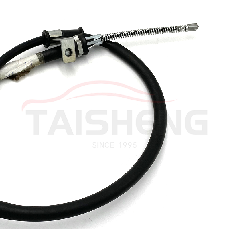 Factory Direct Auto Right Rear Parking cable OEM number MB520609 auto brake cable