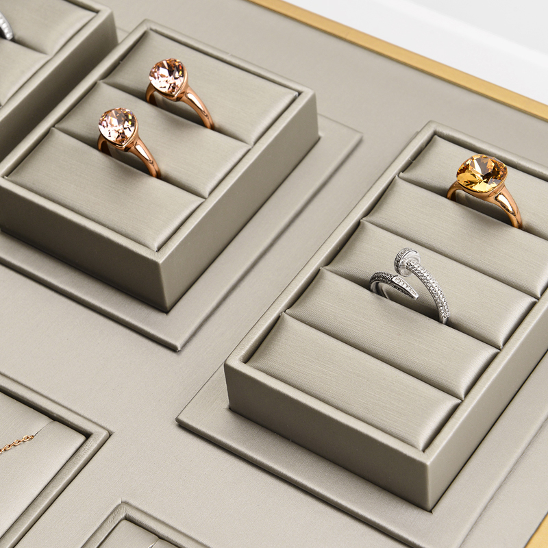 New Arrival Luxury Metal with PU Leather Jewelry Display Stand For Counter Showcase Ring Necklace Bracelet Jewellery Display Set