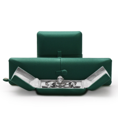 Newest Luxury jewelry box Green Pu leather With Buckle Jewellery Packaging Gift boxes Jewelry Packing Box