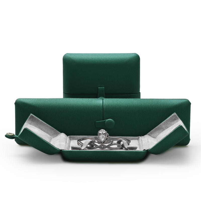 Newest Luxury jewelry box Green Pu leather With Buckle Jewellery Packaging Gift boxes Jewelry Packing Box