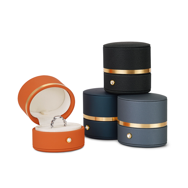 Custom Logo Wholesale New Arrival PU leather jewellery box with golden button ring earrings necklace package oval shape jewelry boxes
