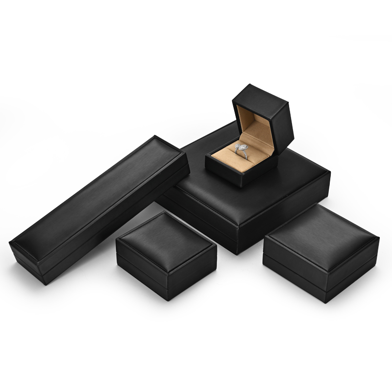 China wholesale new arrival luxury travel pu leather box fill in ring pendant necklace bracelet boxes with custom logo