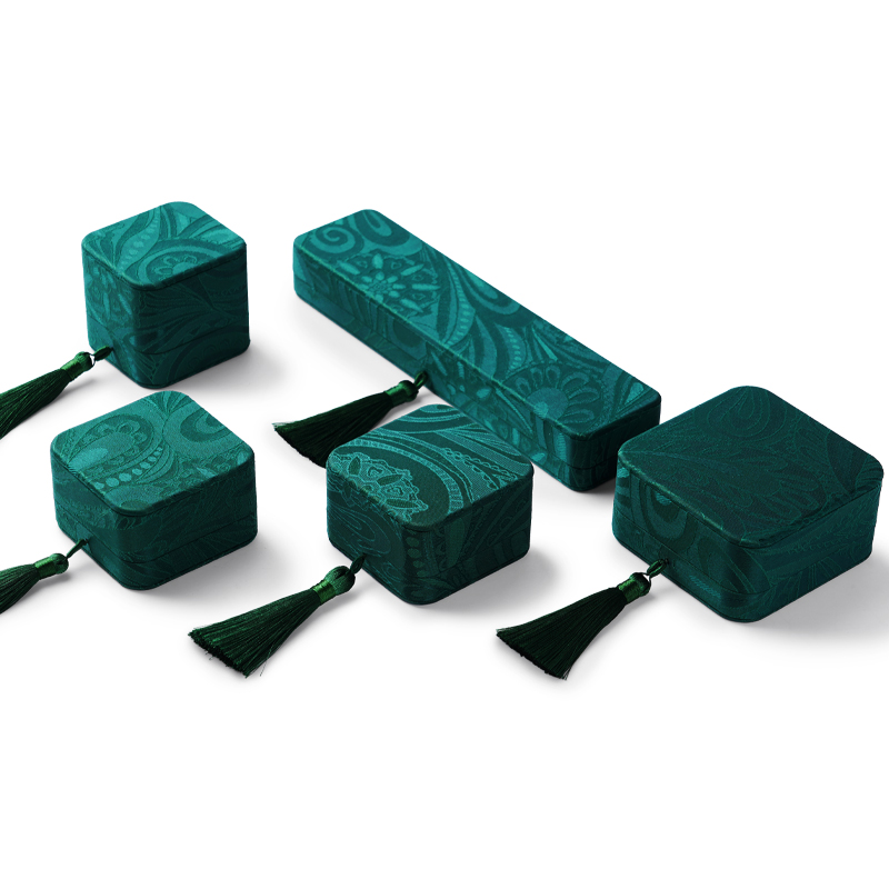 China Custom vintage Sinicism Embroidered brocade blackish green Jewellery Gift Packaging Ring Necklace Jewelry Box