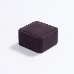 Wholesale Elegant Embossed Dark brown Velvet Jewelry Box Wedding rings Gift Jewelry Packaging double ring Custom Box