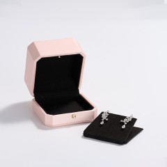 H096-Customized Luxury Pink Pu Leather With Microfiber For Earring Necklace Bangle Pendant With Metal Button