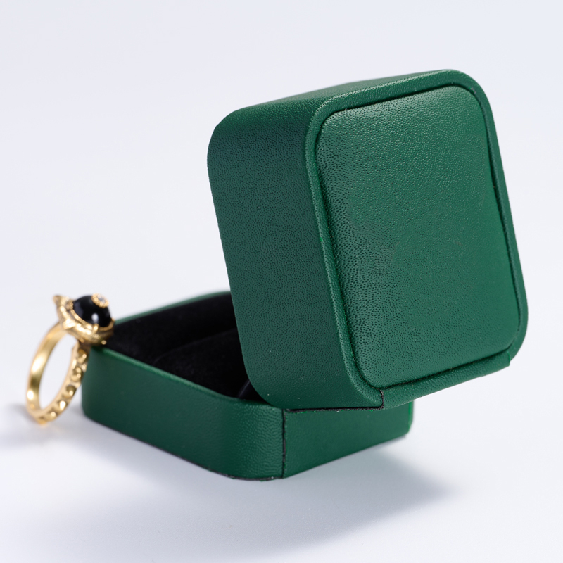 H077 Pinhole Pattern PU Leather Jewelry Ring Box Velvet Gift Wedding Rings Boxes Accept Cusotmization