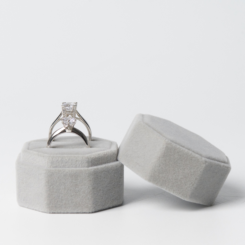 high end grey octangle velvet jewelry box for double rings jewellery wedding ring packaging with custom logo