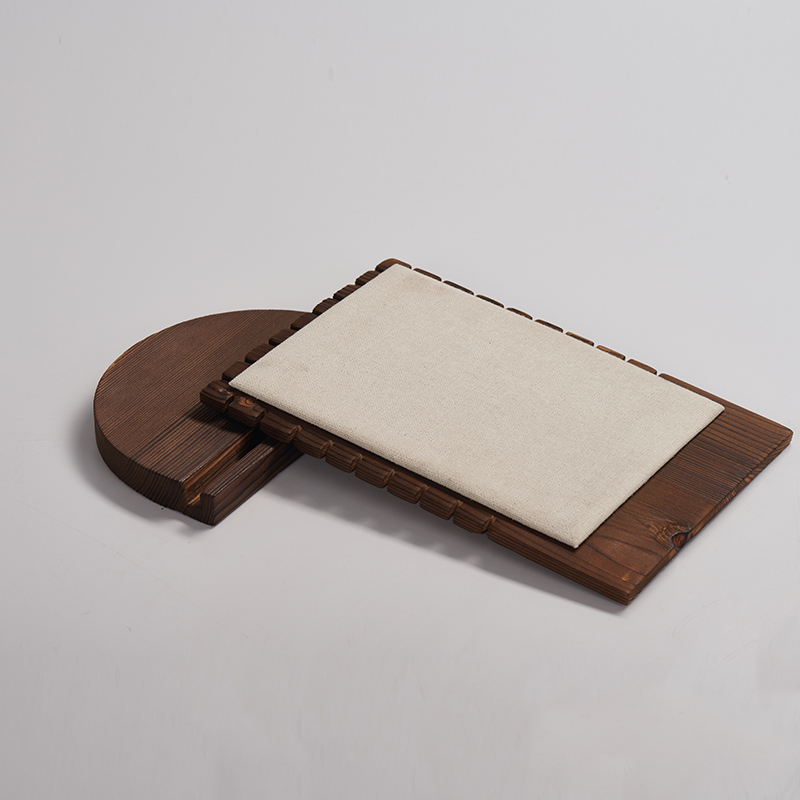 New Bake Wood Jewelry display Exhibitor Holder For Pendant Jewelry Showcase Props Custom Necklace Display Stand