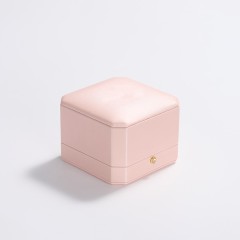 H096-Customized Luxury Pink Pu Leather With Microfiber For Earring Necklace Bangle Pendant With Metal Button