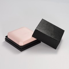 H096-Customized Luxury Pink Pu Leather With Microfiber For Long Chain Necklace Bangle Pendant With Metal Button