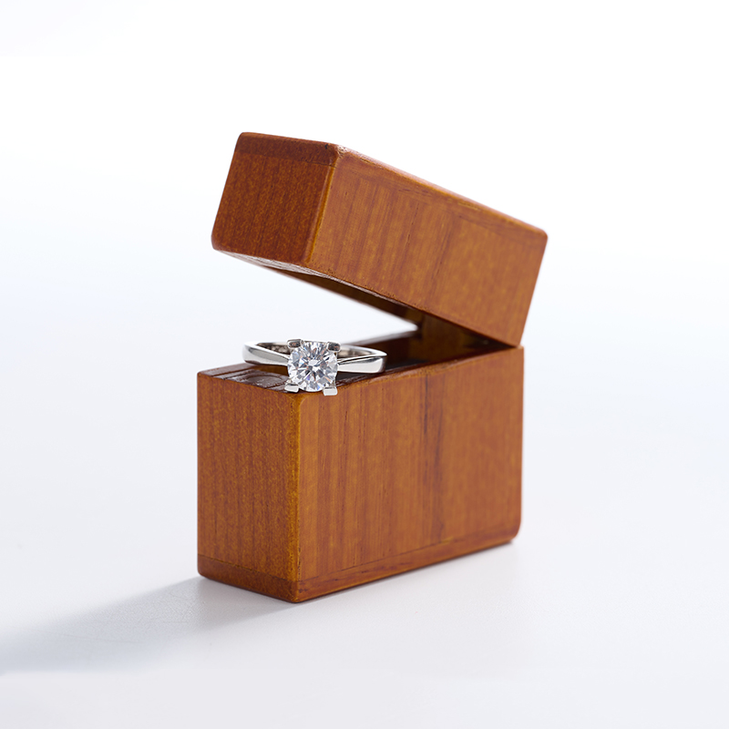 Meipin China wholesale custom logo solid wood jewelry package delicate and small ring boxes Square jewelry gift box