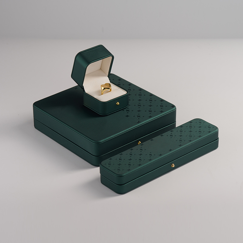 Wholesale factory custom dark green PU leather jewelry boxes with debossed pattern ring earrings necklace bracelet box luxury jewelry package
