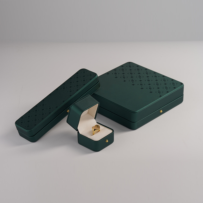 Wholesale factory custom dark green PU leather jewelry boxes with debossed pattern ring earrings necklace bracelet box luxury jewelry package